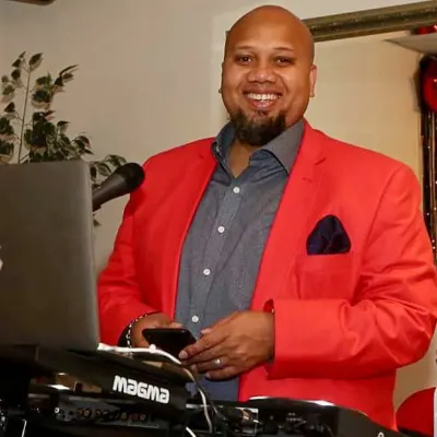 StressFree Djs
