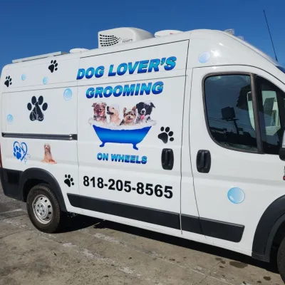 Dog Lover's Grooming On Wheels 