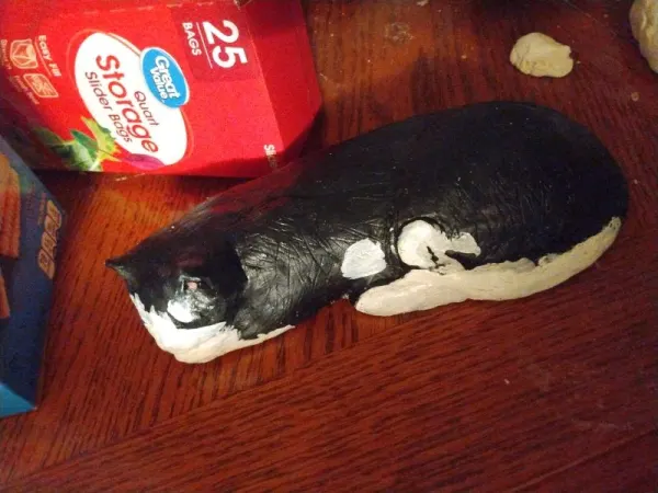 Cat sculpture