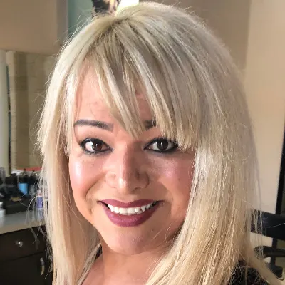 Brendaa Sol Hair Studio