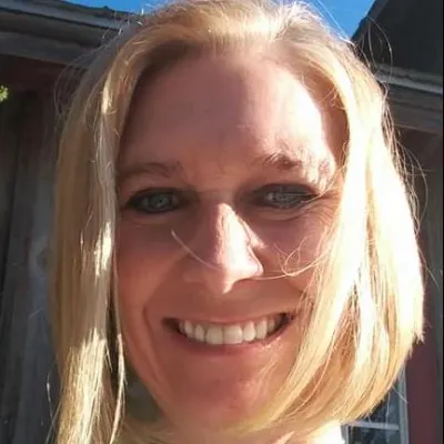 Gail T