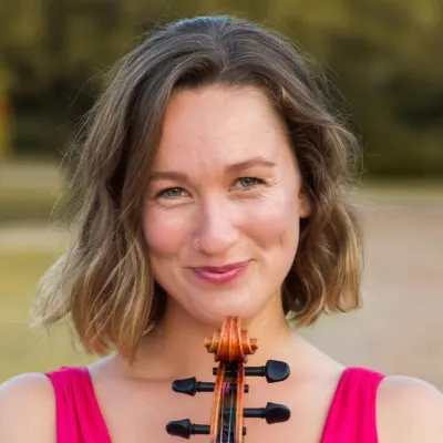 Violin Lessons With Zoë