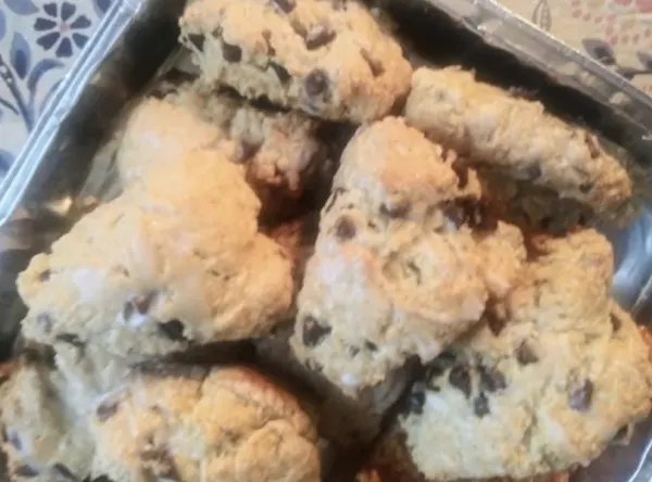 Chocolate chips, scones