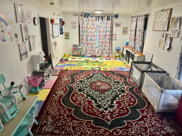 LlVING ROOM