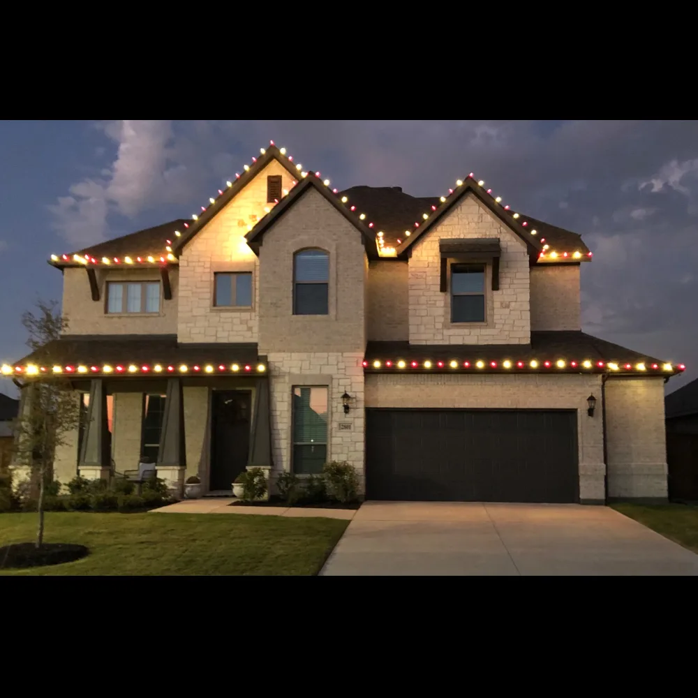 Bromigos Christmas Lighting