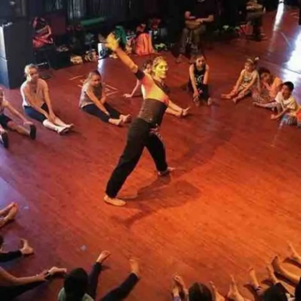 Blackbird Dance, Circus & Healing (Artist Development)