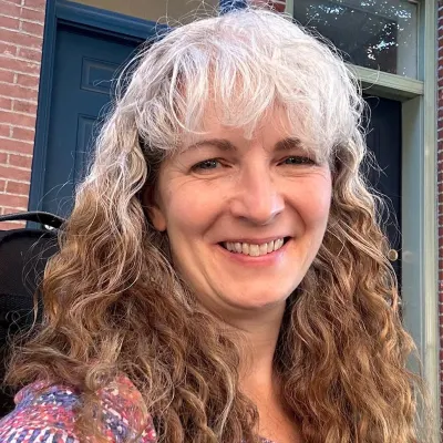 Dr Valissa Willwerth, Violin