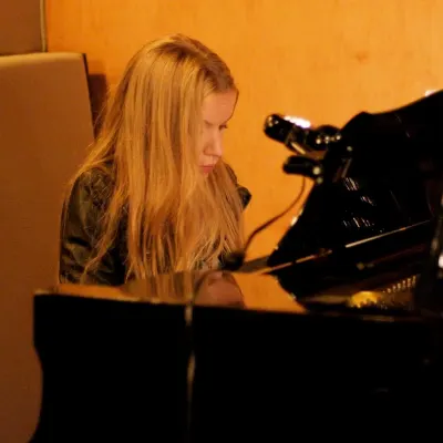 Larsdotter Music