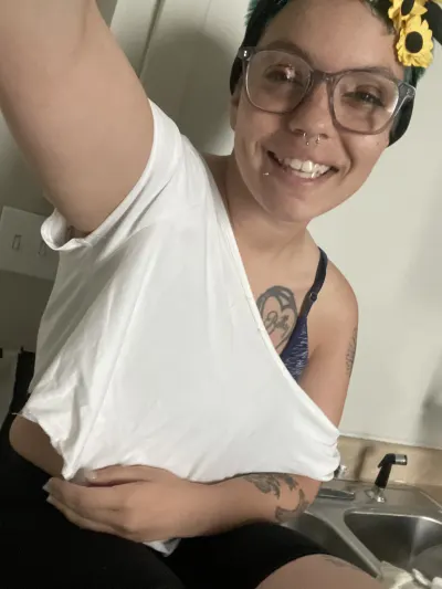 Jonis Cleaning Llc