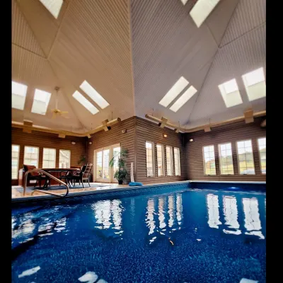 Island Pools And Spas LLC