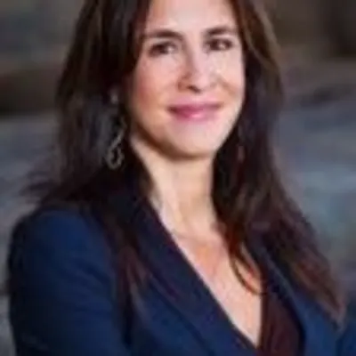 Elaine Lynne Heine