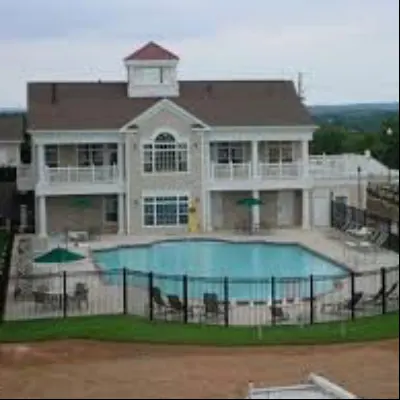 HomeResort Swimming Pools & Outdoor Living Co.