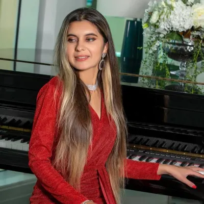 Alina Bermudez Voice Lessons