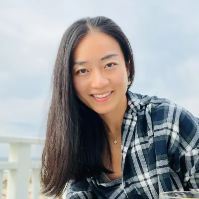 Yiqing Zhao