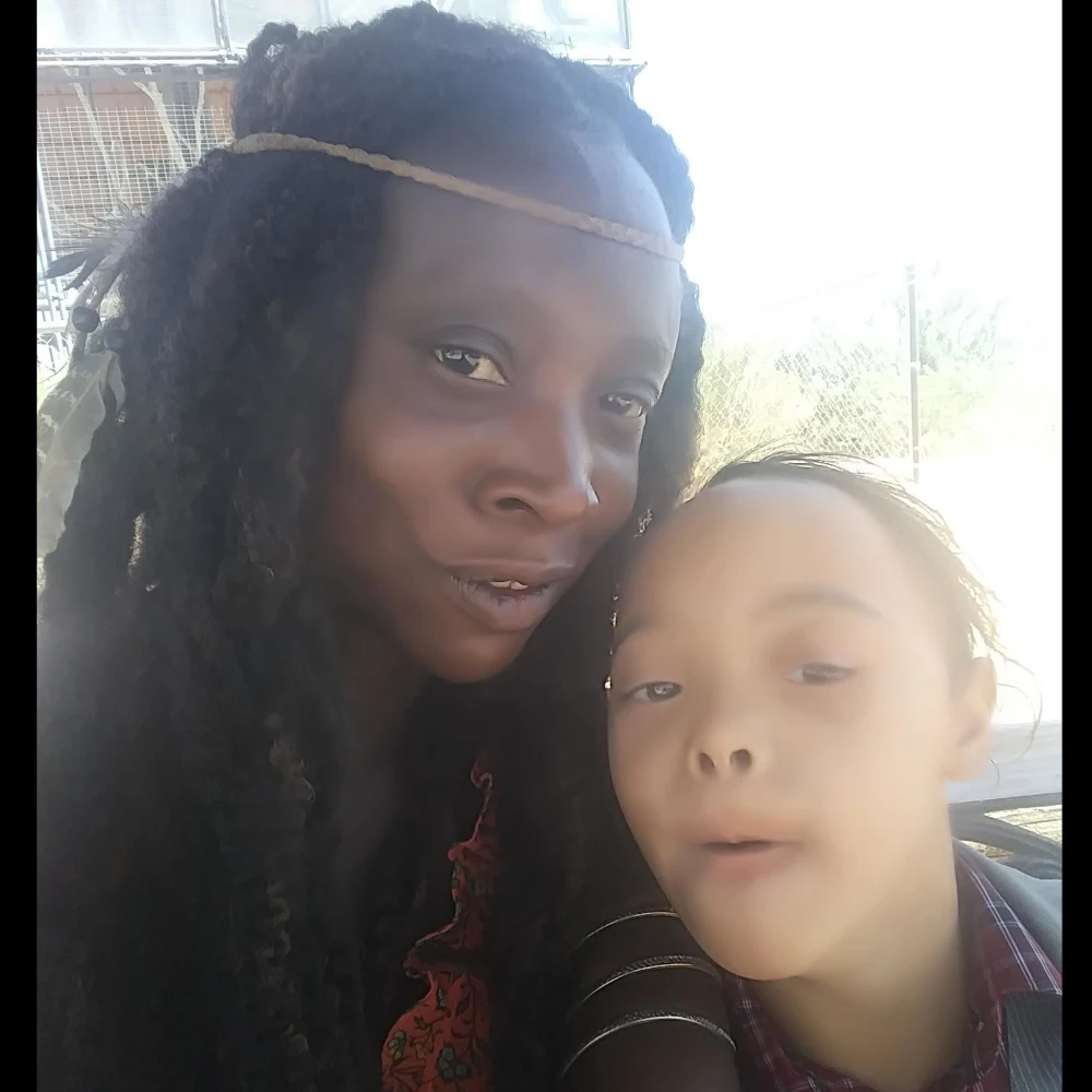 Sunny Mama Pet Love