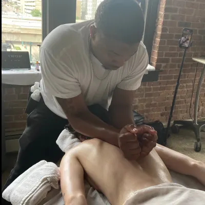 Majestic Massages