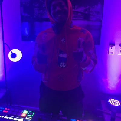 Dj Maccaroni 