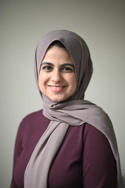 Mishkaat Rawjee, Tutor