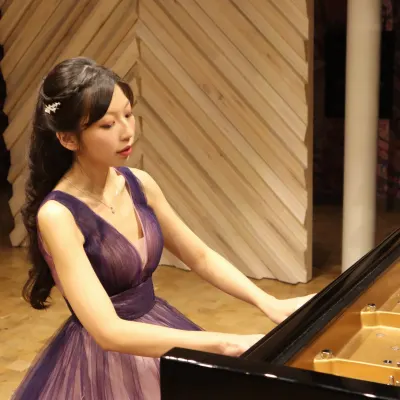 Dr. Manni Lin Piano Studio