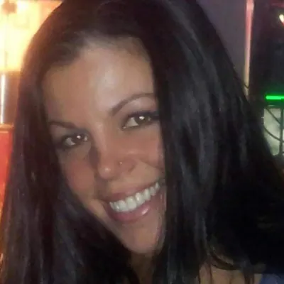 Lisa M Shea LMT
