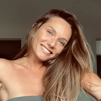 SOFIA AUM YOGA 