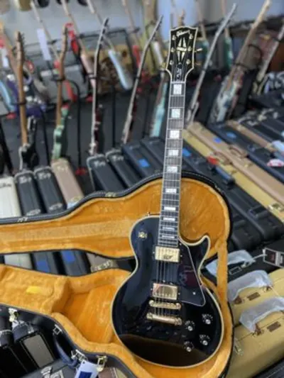 Guitar Riot