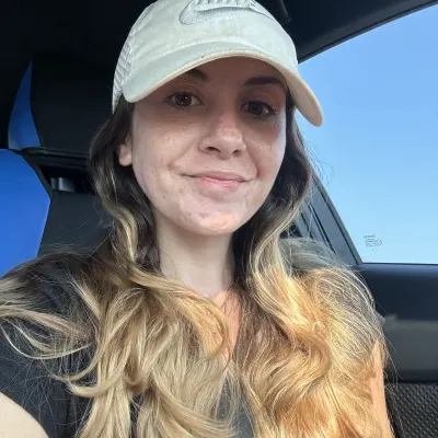 Courtney 