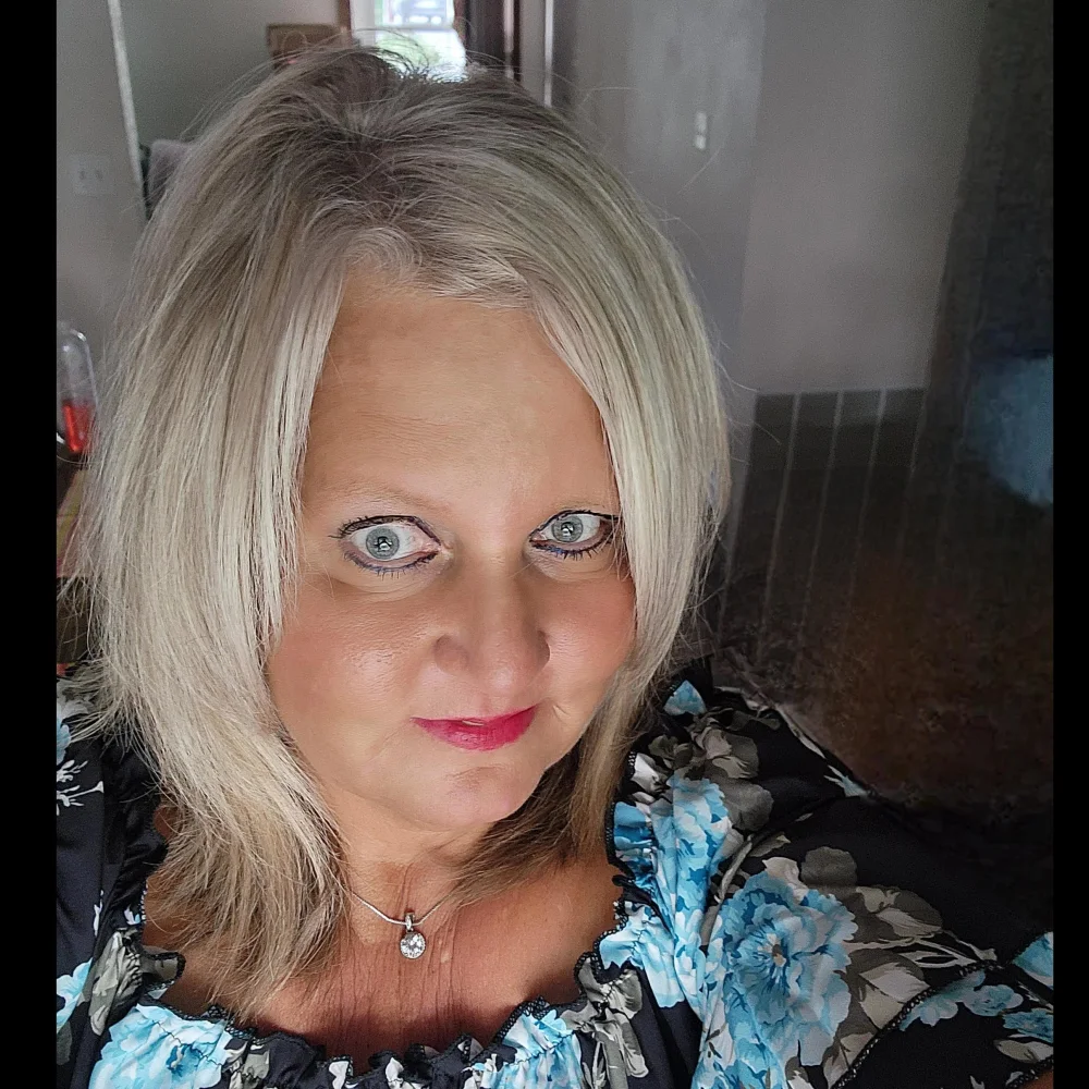 Ms. Hanlin Certified Teacher BS Elementary Education MA Special Education Cross-Categorical