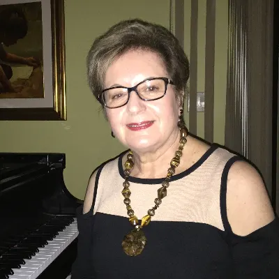 Alicia Operti Piano Studio