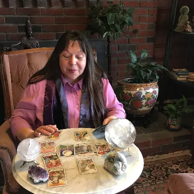 Psychic Medium Mary Beth