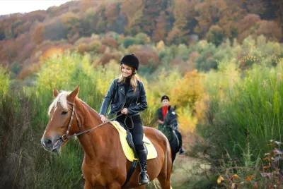 Western Trails Horseback Riding - Private Rides