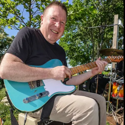 Phil's Guitar Shop