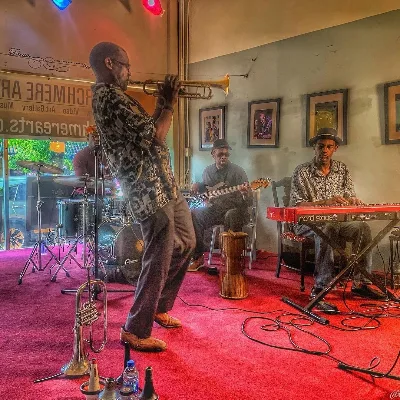 Larchmere Arts Photography