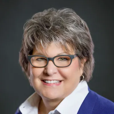 Peggy Stefan, PLCC