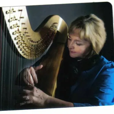 Annie Mocha, Professional Harpist