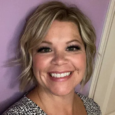 Amanda Walker 