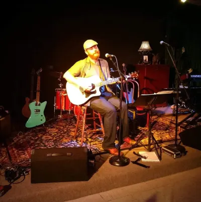 Shapes Acoustic Academy