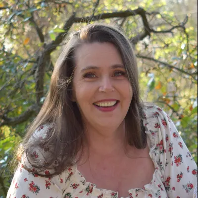 Leslie A. Price - Wedding Officiant