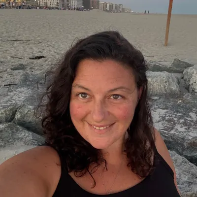 Dana Wolk