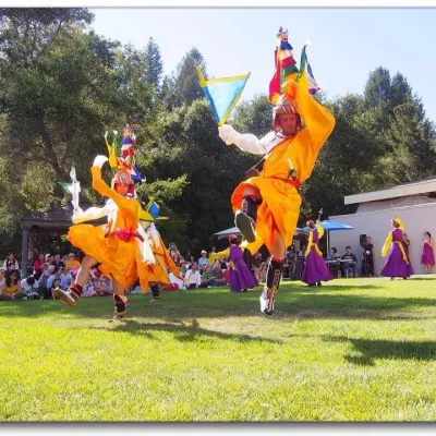Lingdro & Sacred Dance