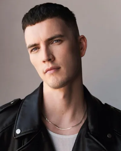 Photo of alex H.