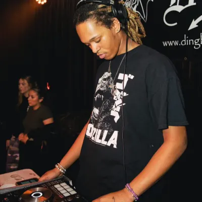 DJ REIGN