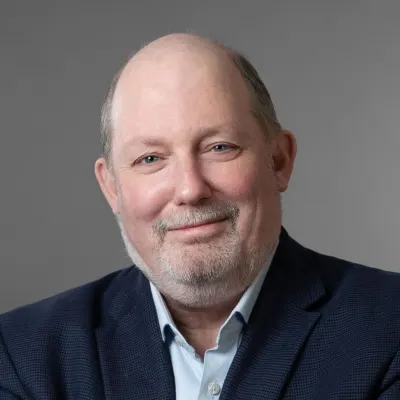 Edward Jones Financial Advisor: Walter Hartford, CFA