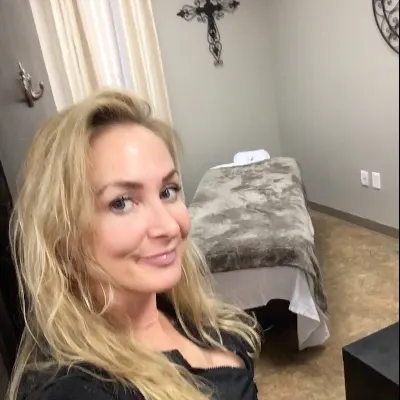 Tiffany Dutton - CMT Extraordinar
