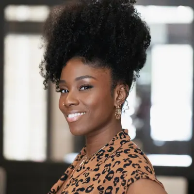 Makeba Lindsay
