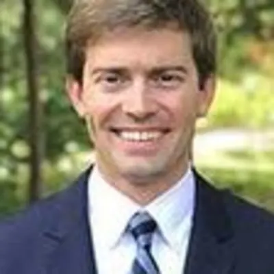 Robert J Reeves PC