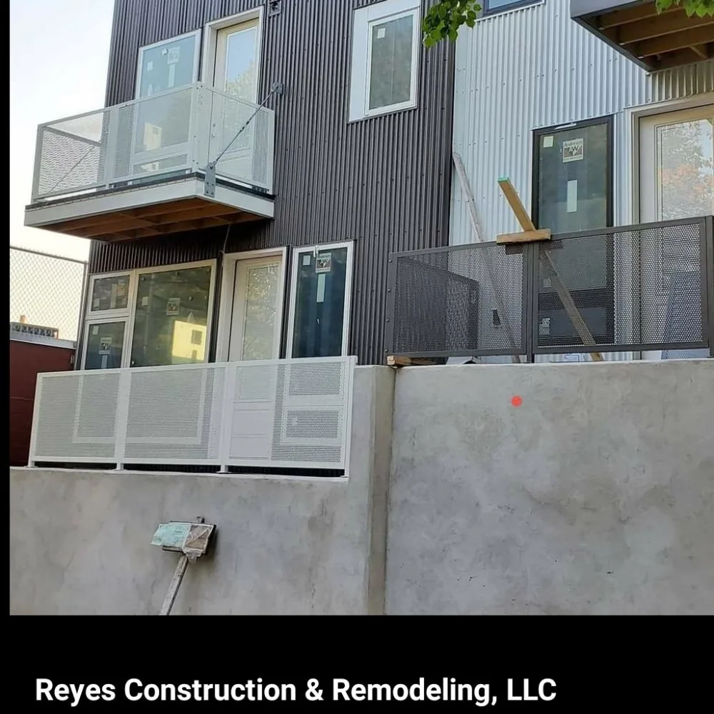 Reyes Construction & Remodeling Llc