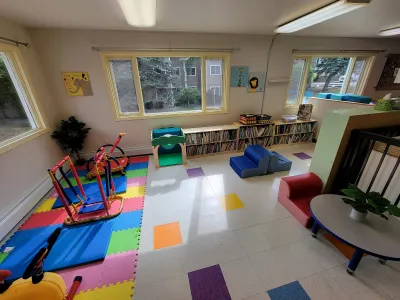 Ms. Chelle's Little Schoolhouse, LLC
