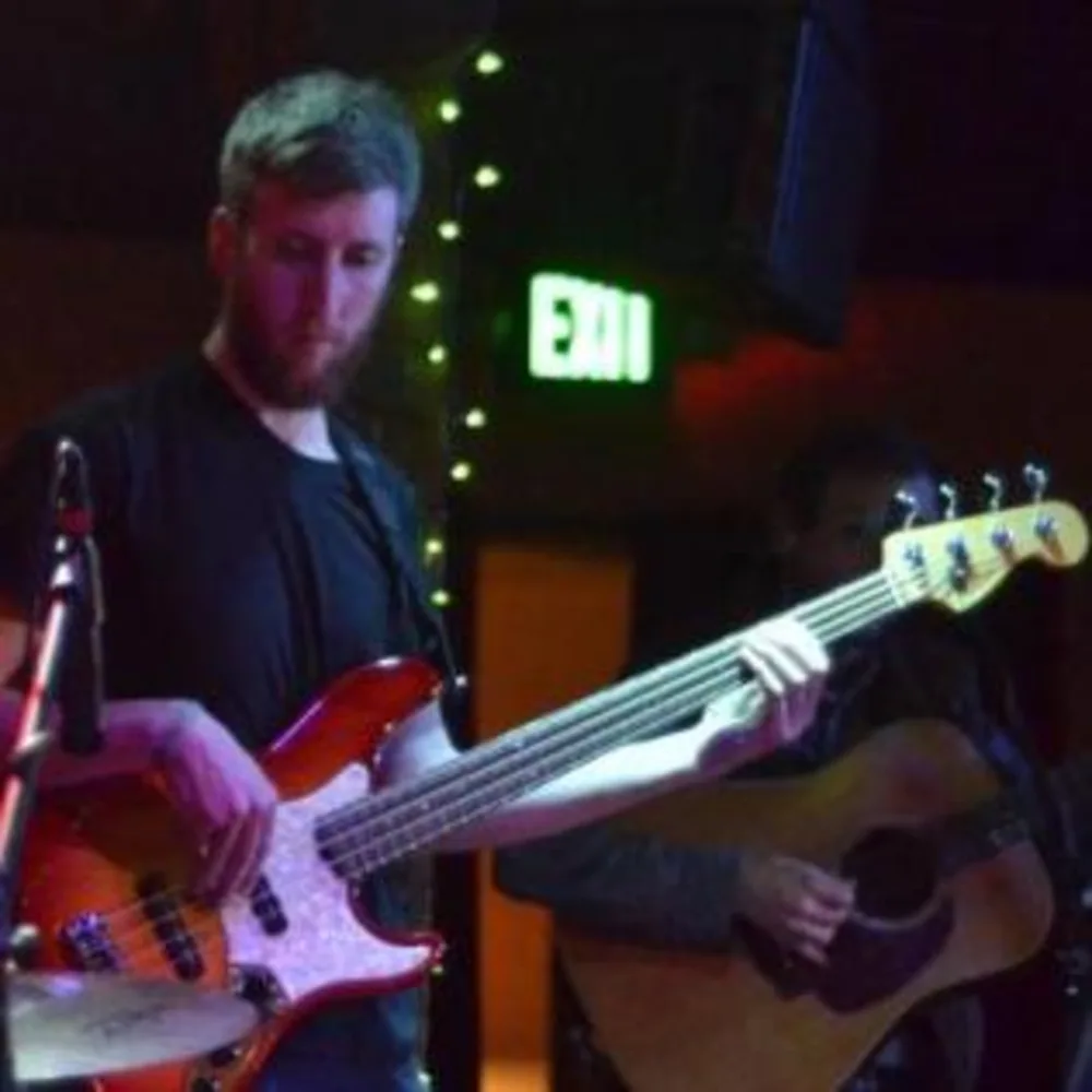 Steve Boniello (Bass And Music Lessons)