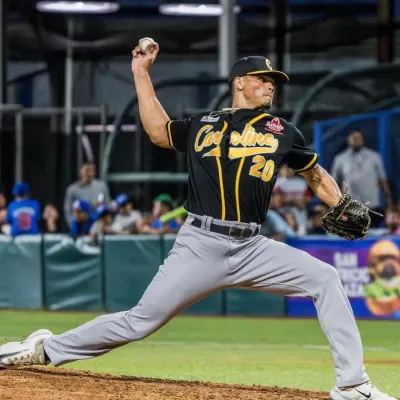 Ryan Velazquez Pitching Lessons